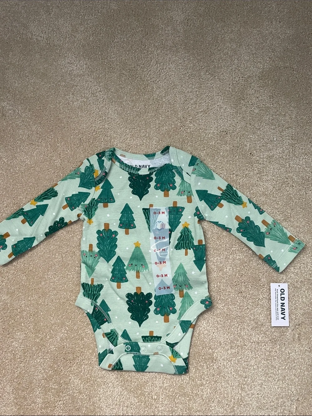 Old Navy Green Happy Tree Print Long-Sleeve One-Piece size 0-3 Months NEW NWT